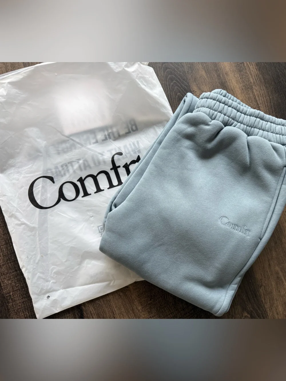 Comfy Light Blue Men's Fleece Joggers with Elastic Waist
